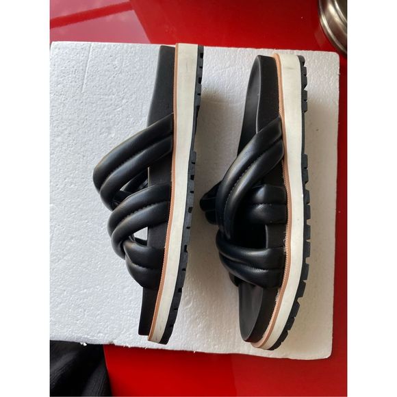 Time and Tru Black Cross Over Slide On Sz8 - Picture 4 of 5